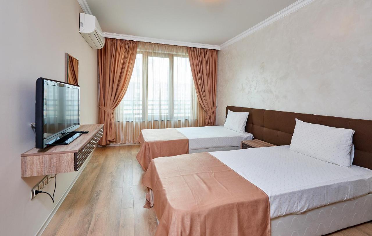 Boutique Rose Gardens Pomorie Lejlighedshotel Eksteriør billede