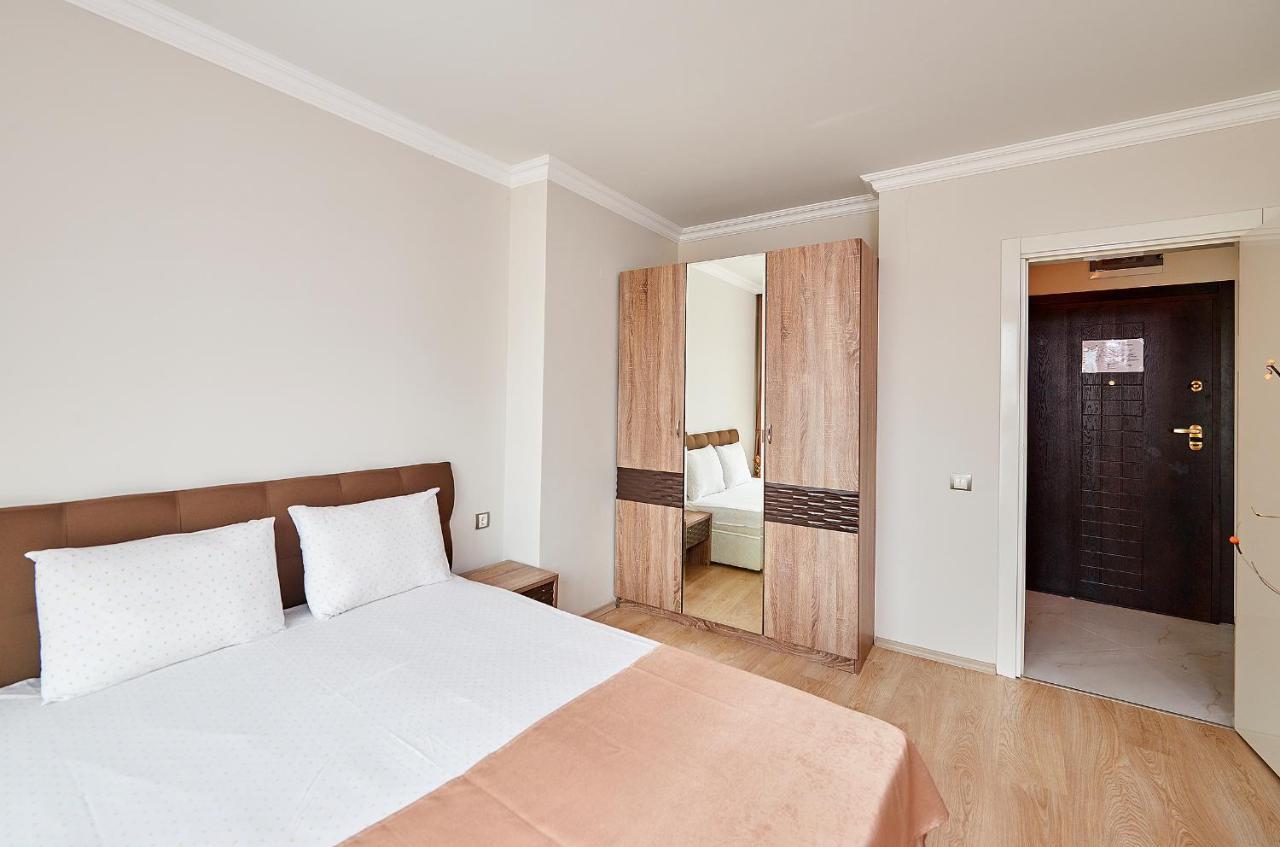 Boutique Rose Gardens Pomorie Lejlighedshotel Eksteriør billede