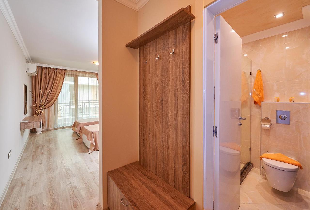 Boutique Rose Gardens Pomorie Lejlighedshotel Eksteriør billede