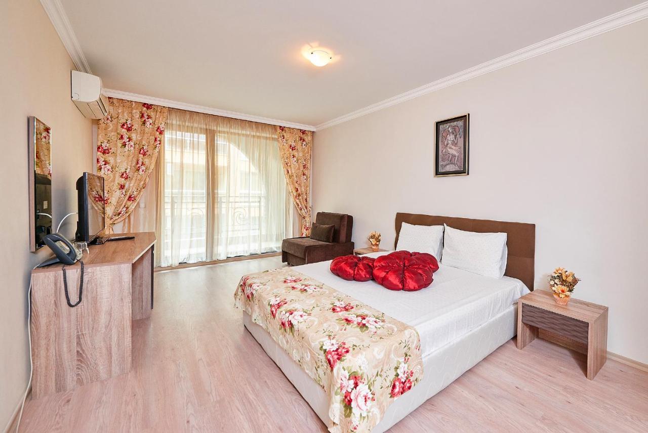 Boutique Rose Gardens Pomorie Lejlighedshotel Eksteriør billede
